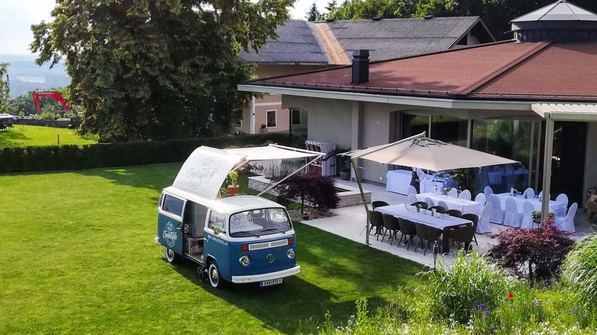 Coole Kiste – Die Bulli-Bar für eure Hochzeit
