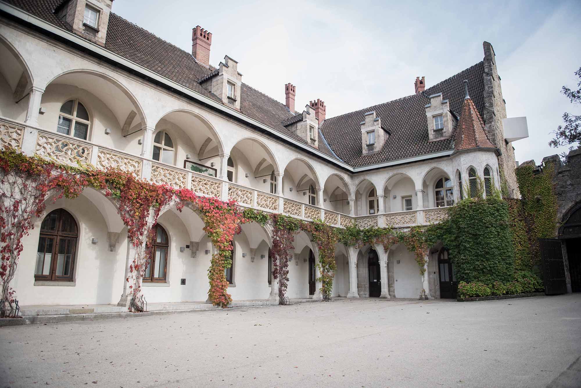 Hochzeitslocation "Schloss Rothschild"