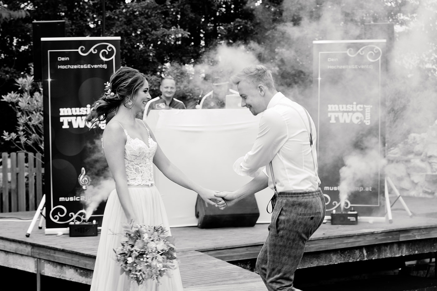 music2jump | DJs für eure Hochzeit