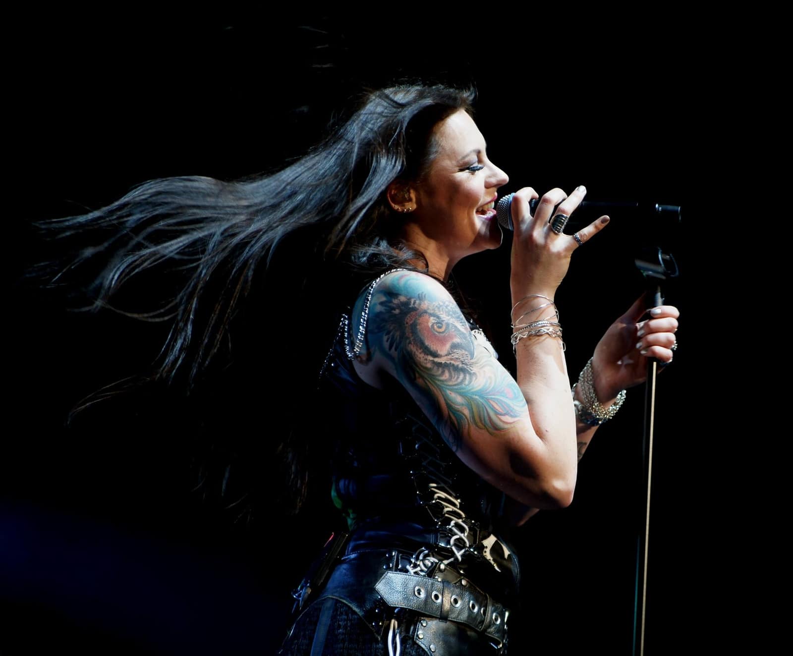 floor-jansen-vocals-nightwish-official-website