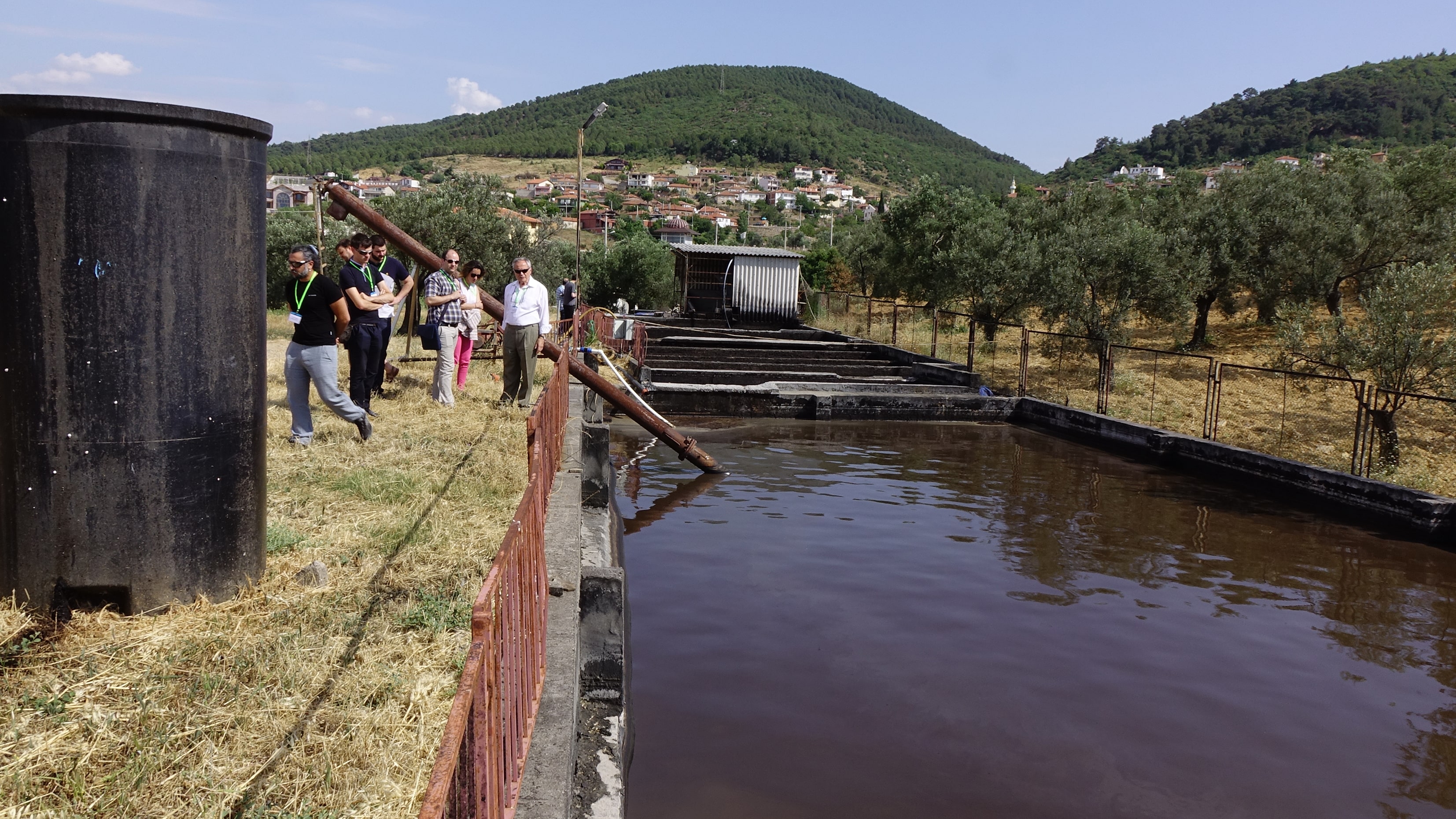 Zeytinin işlenmesiyle ortaya çıkan karasu