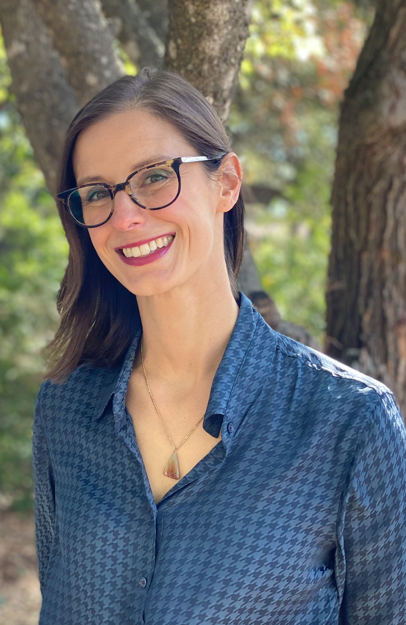 Christina McGee Headshot
