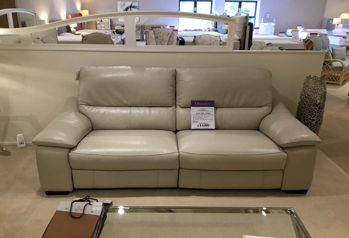 Auckland 2.5 Seater Power Sofa with USB