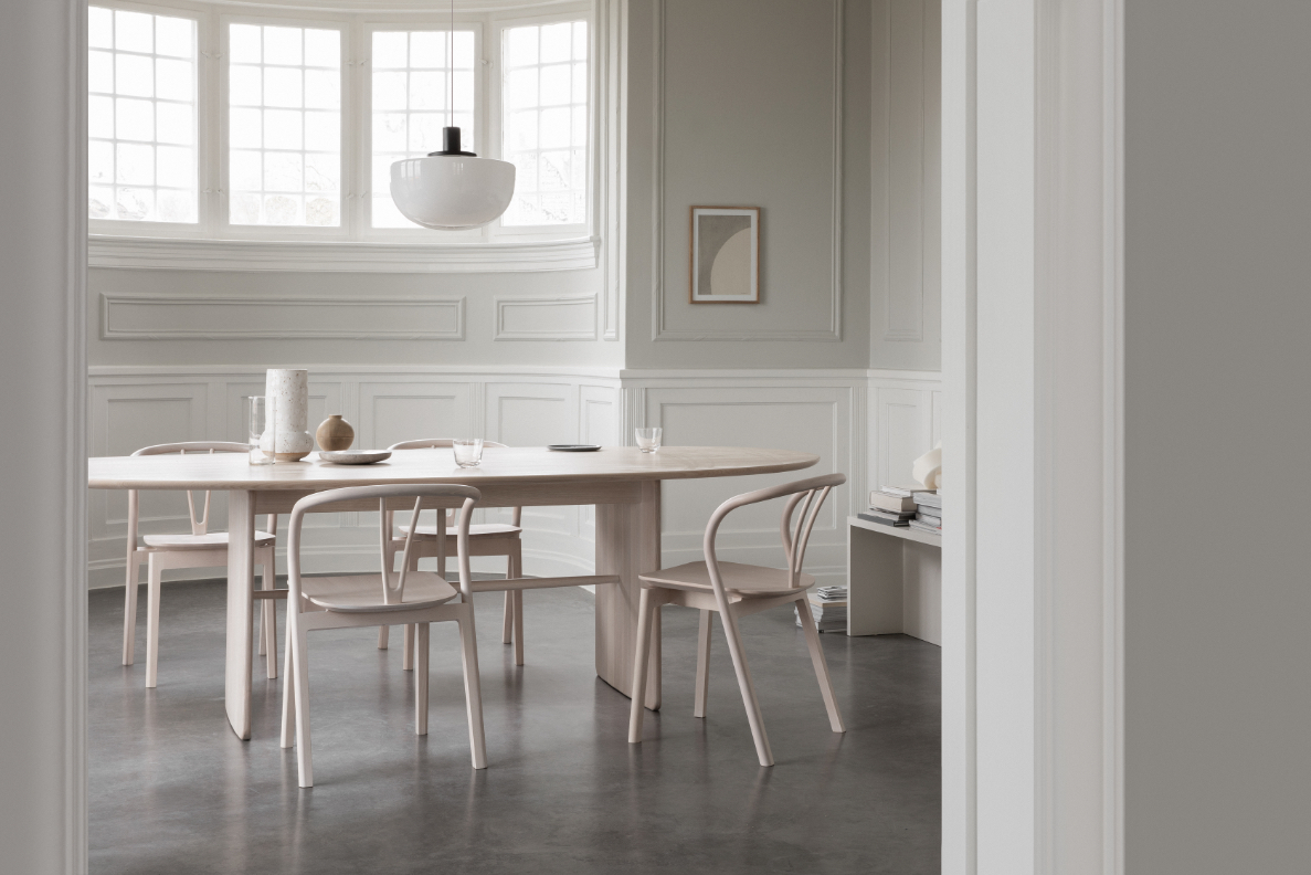 L. Ercolani by Ercol