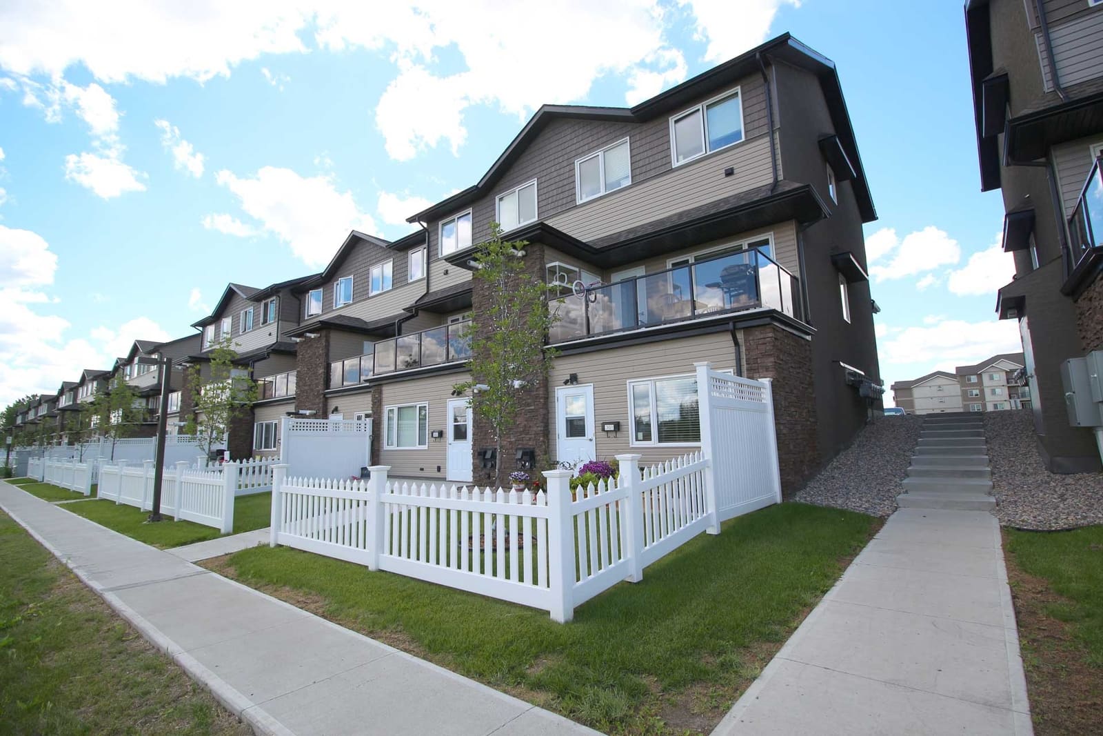 Hartford Heights Blairmore, Saskatoon rentals