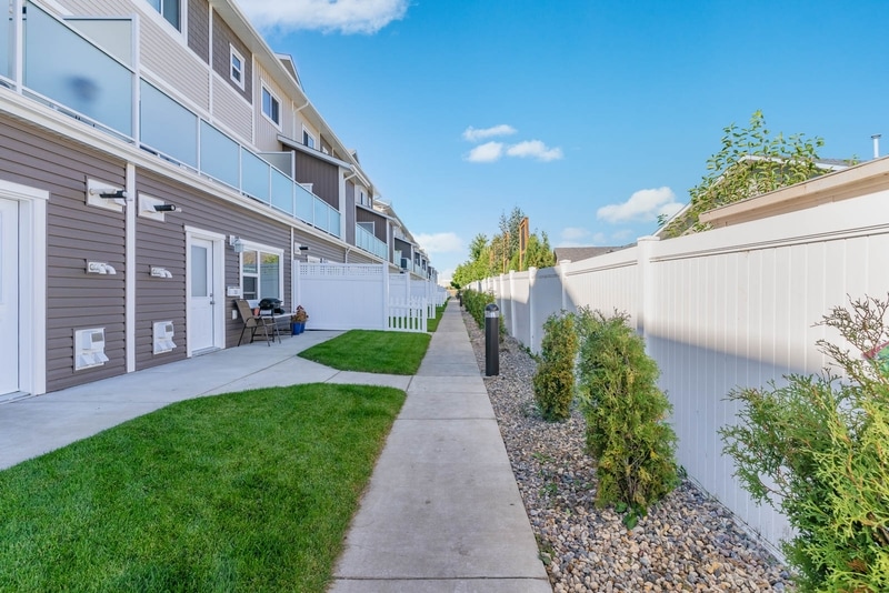 Willowview Heights Willowgrove, Saskatoon rentals