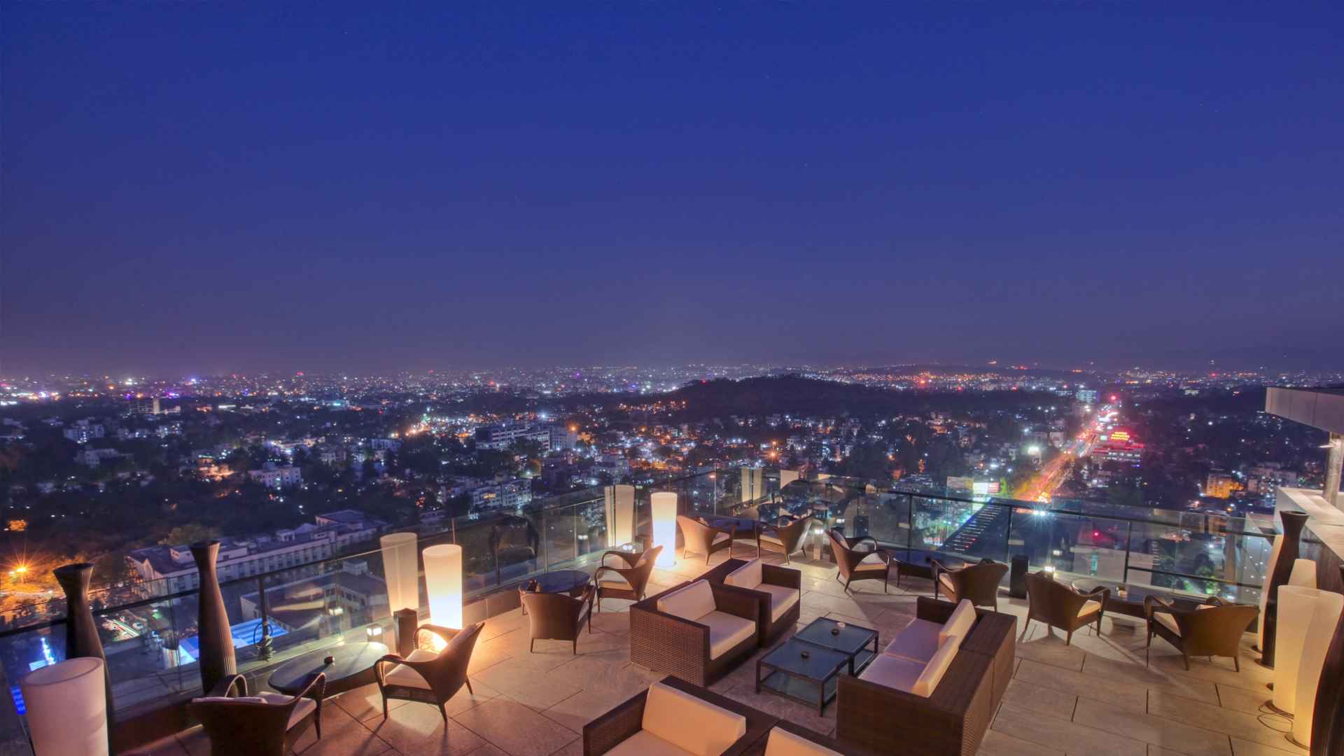 Want Your Date To Be Perfect? Here Are The Romantic Restaurants Of PUNE