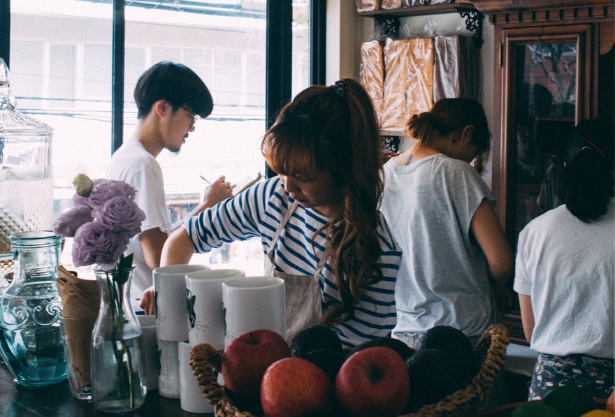 How to Set Up Food and Beverage Business in Singapore [2021]