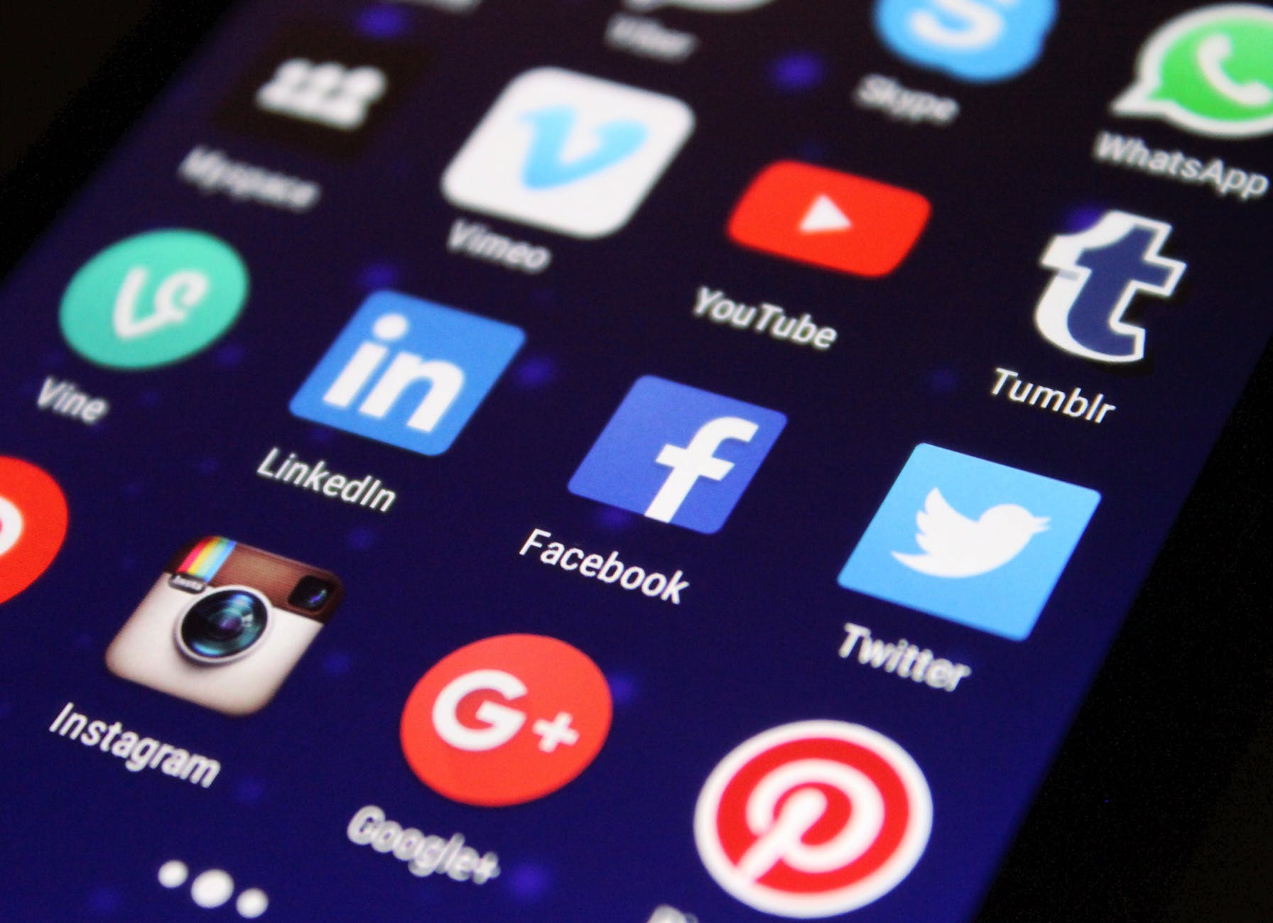 Aprenda a usar as redes sociais para fortalecer sua marca