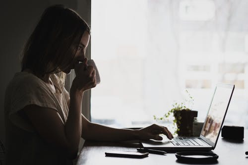 Como implementar o sistema de trabalho remoto na sua empresa?