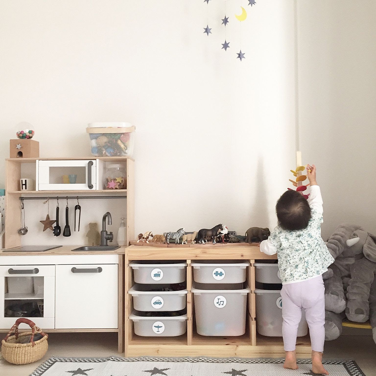 quarto bebê montessoriano