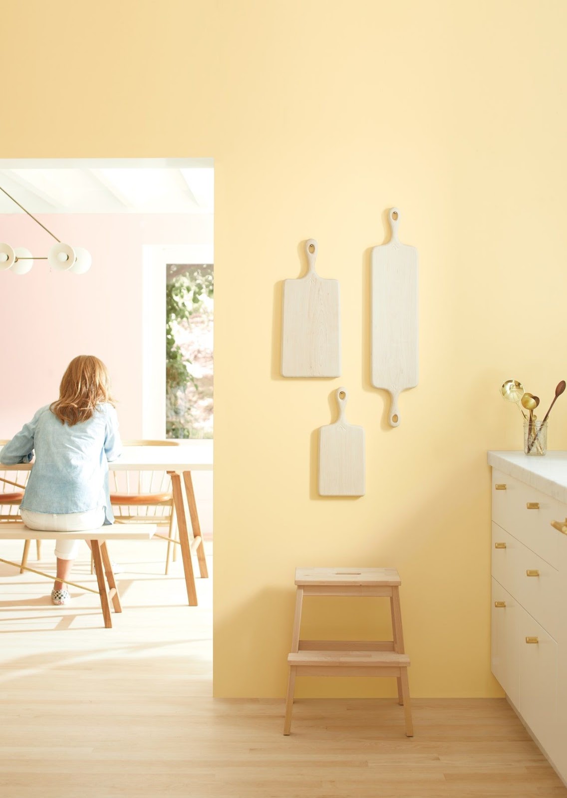 sala de jantar em tons de amarelo