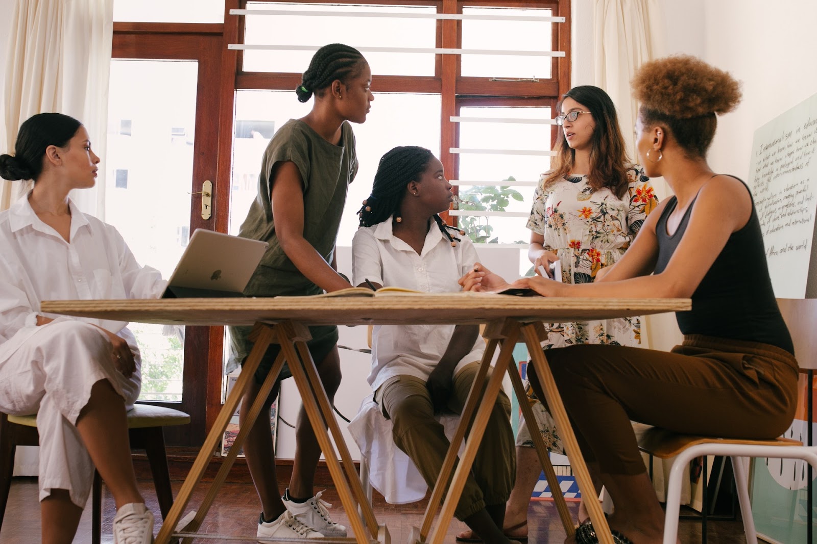 Como evitar atrasos nos projetos e desmotivação dos clientes