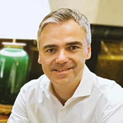 Mike Flasche is an entrepreneur and an angel investor.