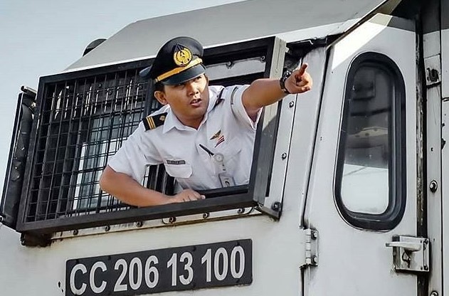 Tugas masinis kereta api