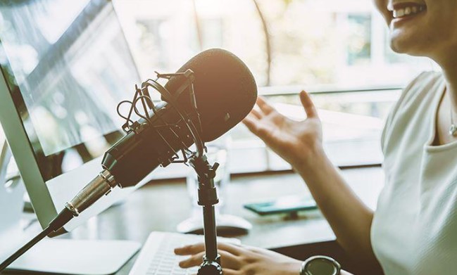 Rekomendasi podcast bahasa indonesia yang menarik