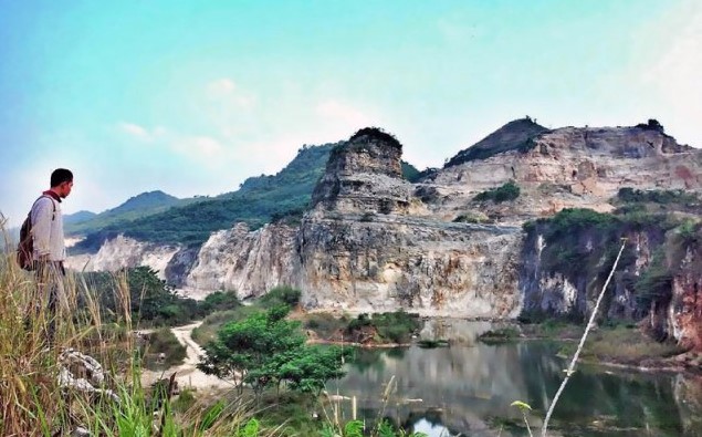 gunung kapur klapanunggal bogor