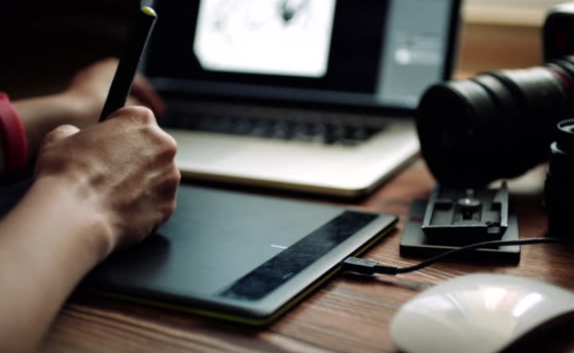 laptop untuk desain grafis