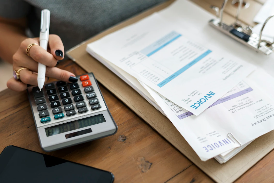 Perbedaan Invoice dengan Kwitansi dan Nota