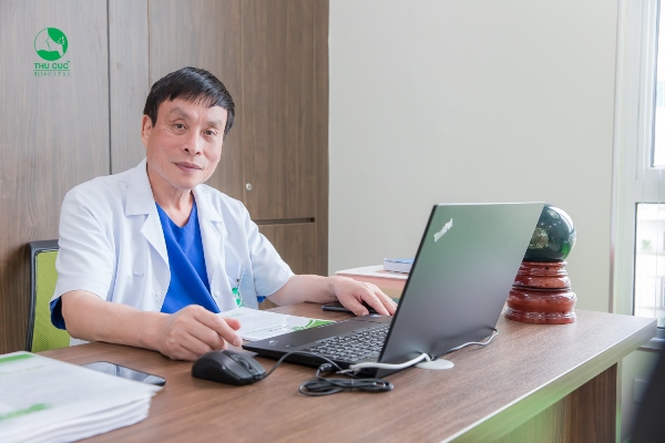 Bác sĩ Nguyễn Văn Hà được nhiều mẹ bầu tin tưởng lựa chọn trong hành trình vượt cạn của mình bởi chuyên môn cao và dày dặn kinh nghiệm.