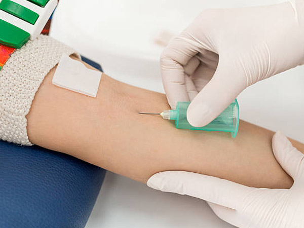 Xét nghiệm Doube test được khuyến khích dành cho những mẹ bầu ở tuần từ 11 - 13.