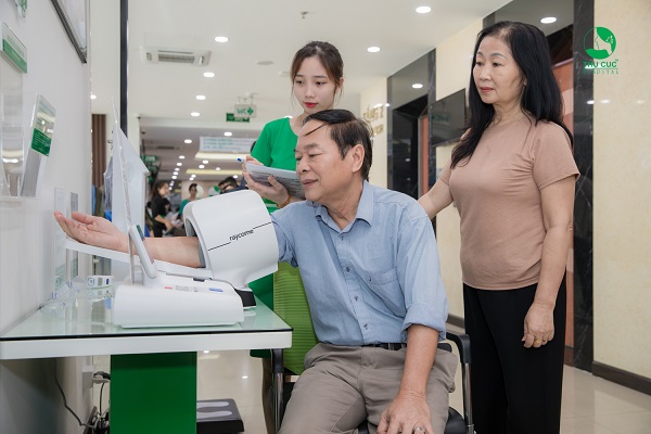 Khám sức khỏe định kỳ