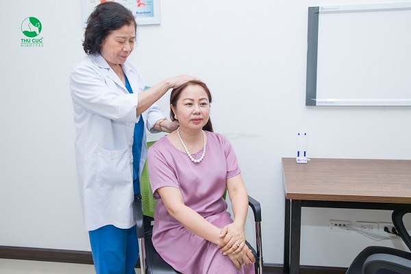 khám thoái hóa đốt sống cổ