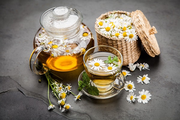 nên ăn gì vào buổi sáng - trà hoa cúc