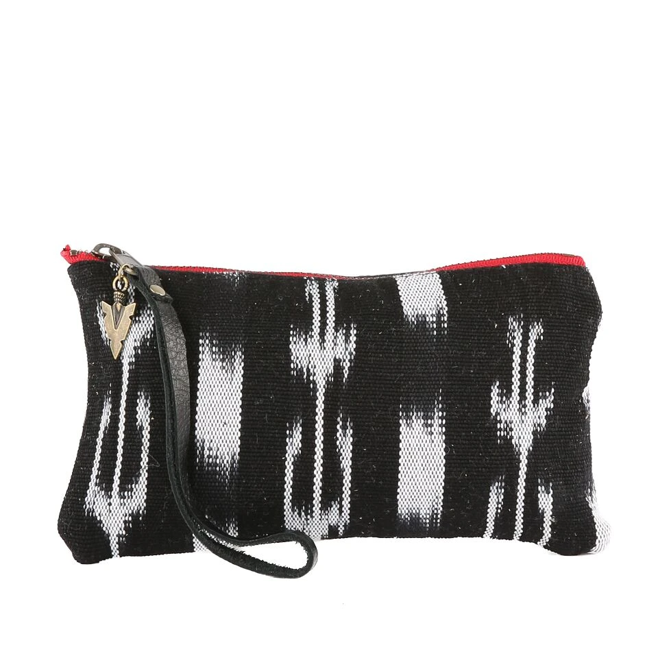 Nyri Clutch HUMBL Studios
