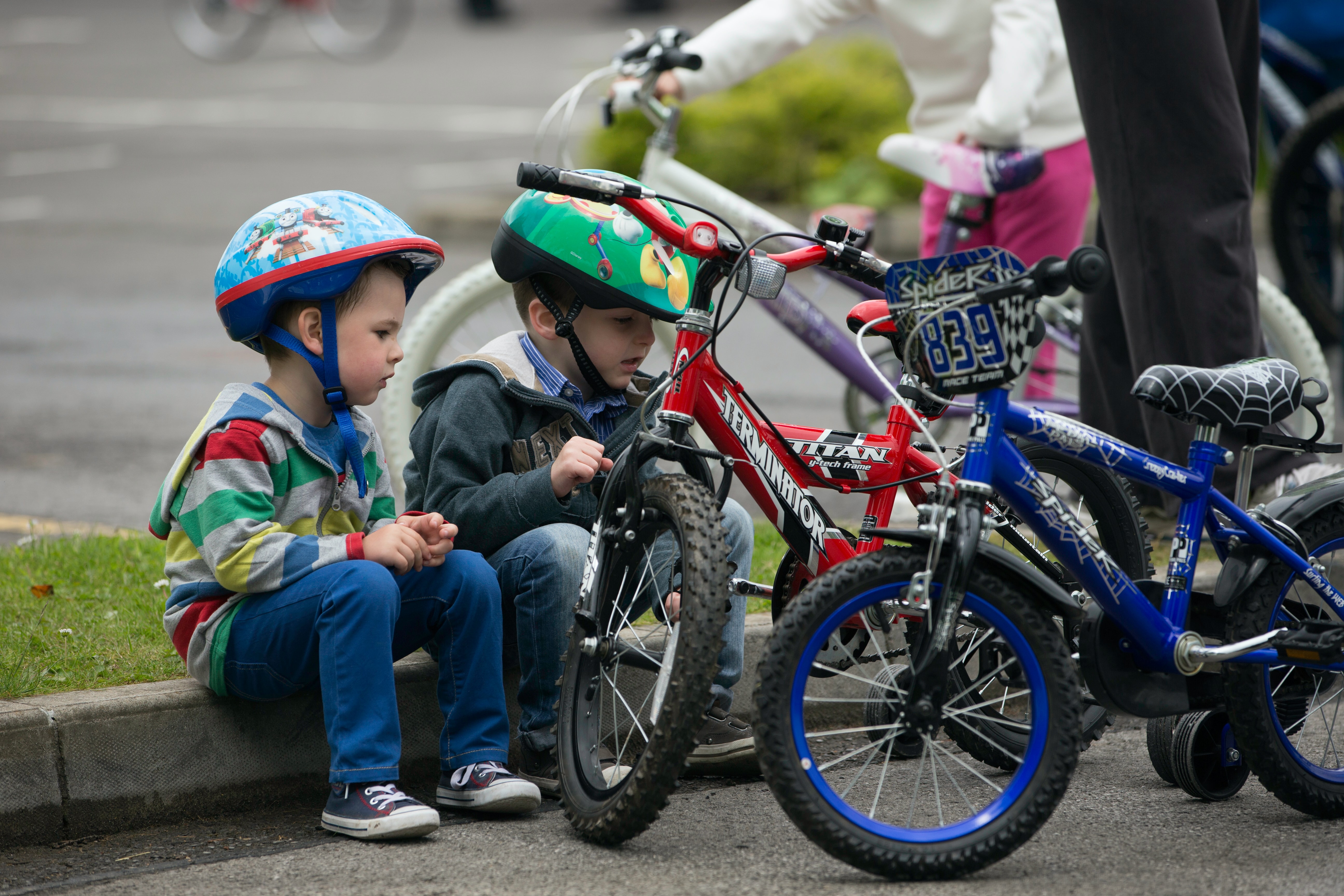enfants à vélo