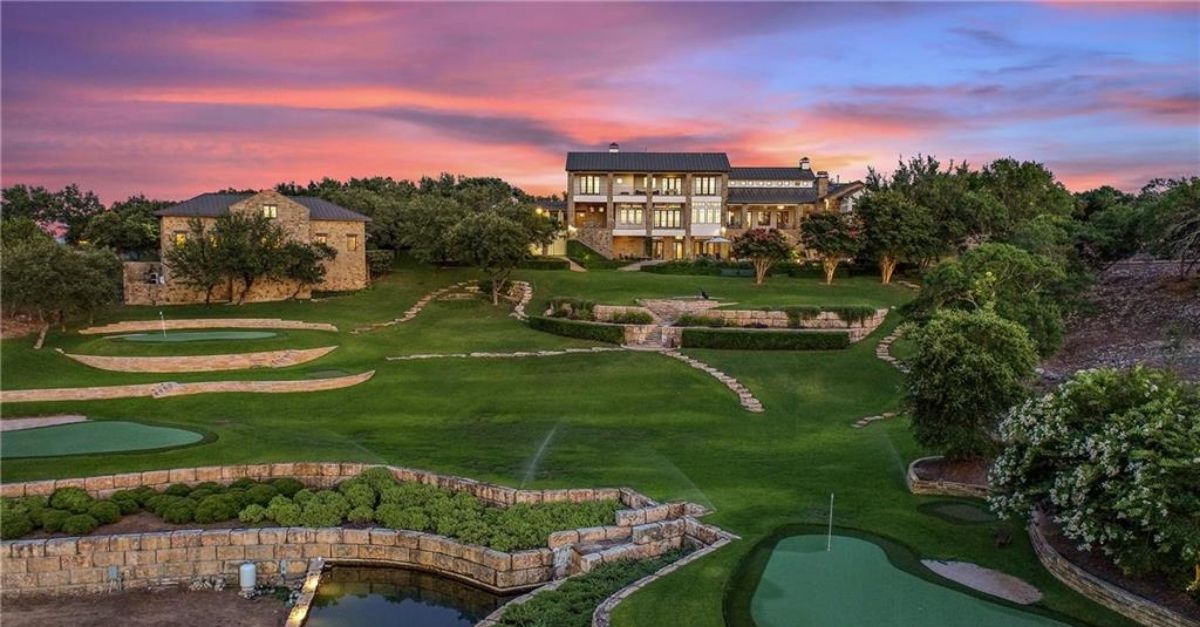 6 Elon Musk Worthy Homes In Austin Texas