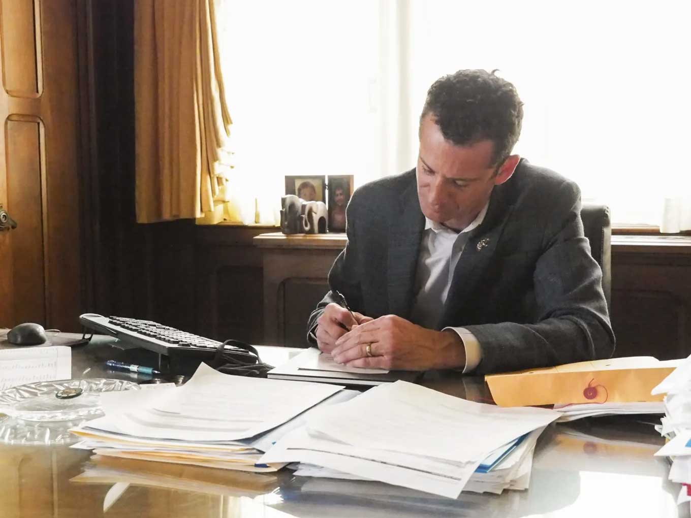 David Silver is the director of education for the Oakland mayor’s office. A former Oakland principal, he said that before the pandemic, there just hadn’t been enough energy to tackle the city’s digital divide.