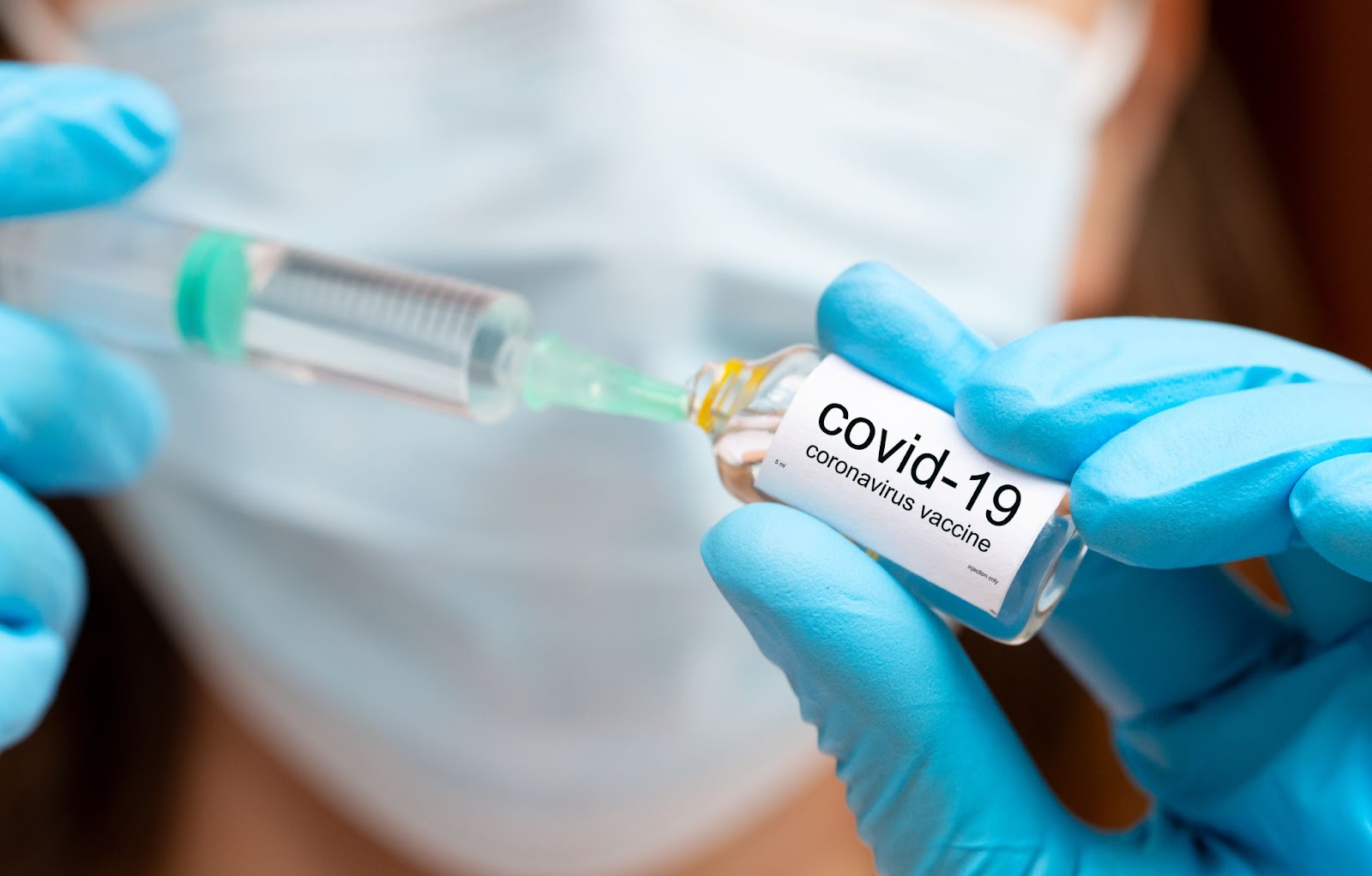 A vacina contra a Covid responde bem em pessoas infectadas pelo HIV que possuem a carga viral indetectável. Foto: Reprodução/ Adobe Stock