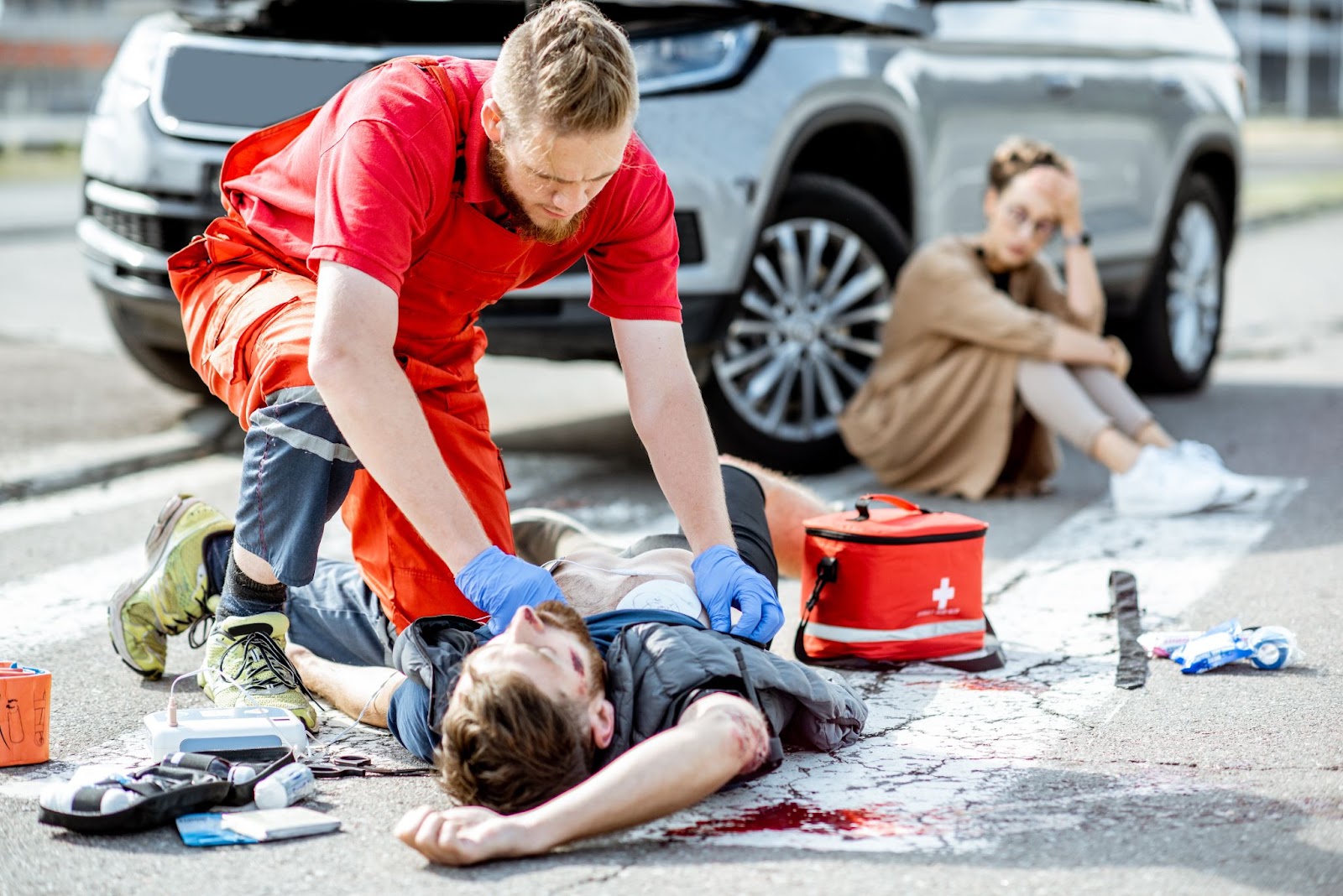 Pessoas que sofreram acidentes automobilísticos podem desenvolver a síndrome do esmagamento. Foto:Reprodução/Adobe Stock