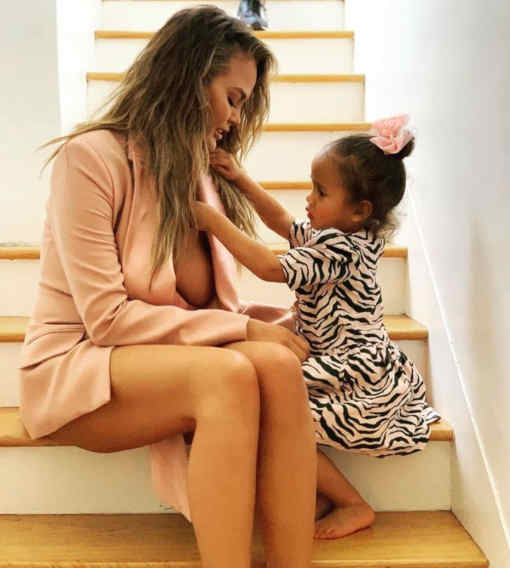 Chrissy Teigen Instagram