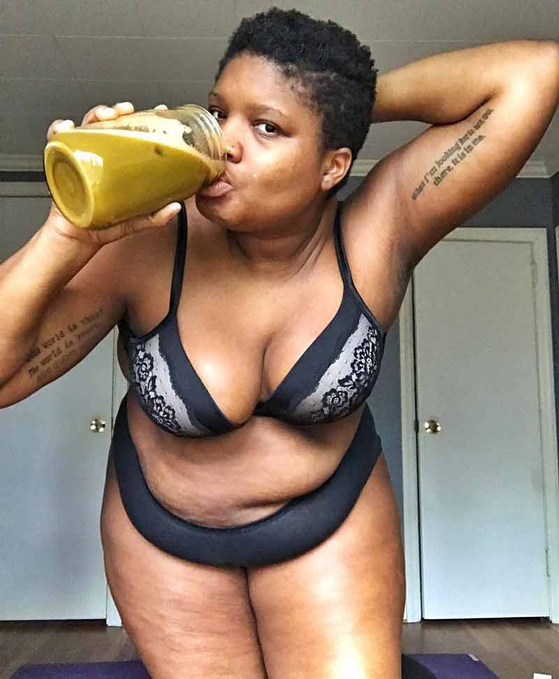 Jessamyn Stanley Selfie
