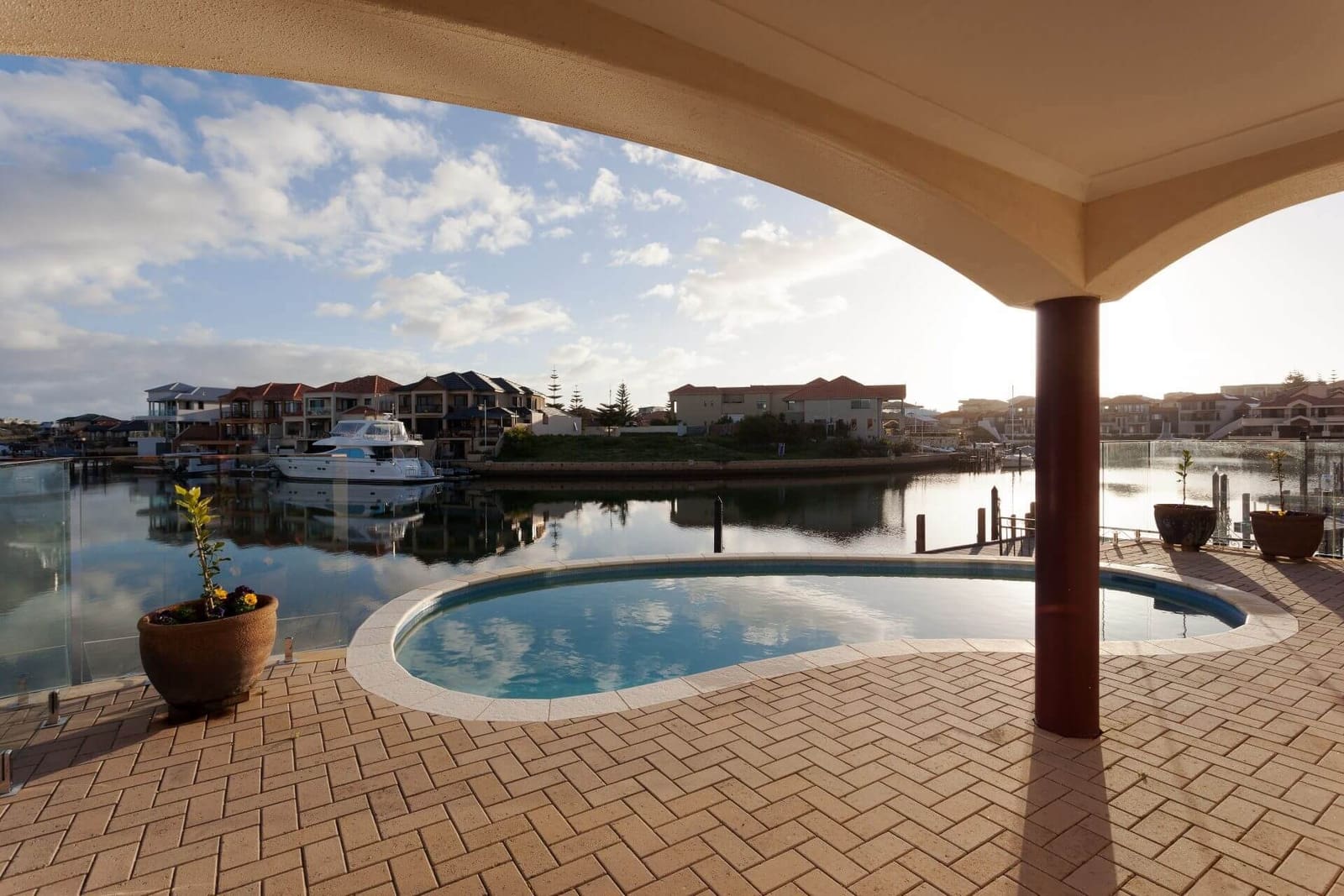 Concrete Pools Perth, WA | Concrete Pool Builders | Oasis Pools