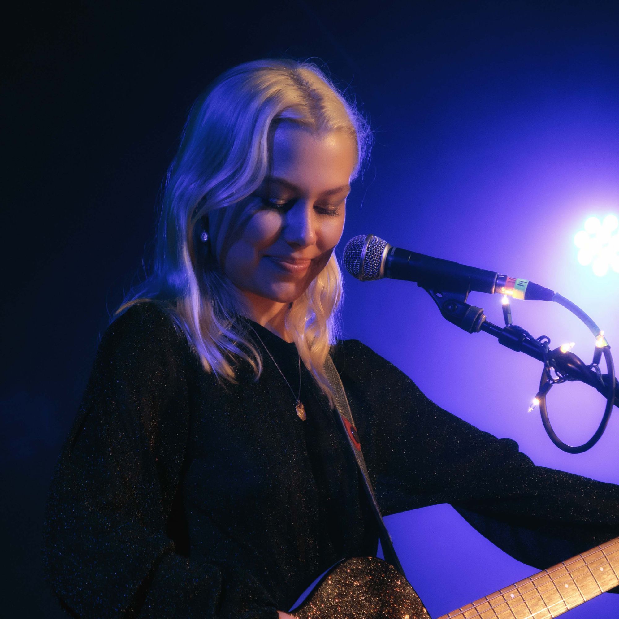 phoebe-bridgers-concert-reviews-liverate