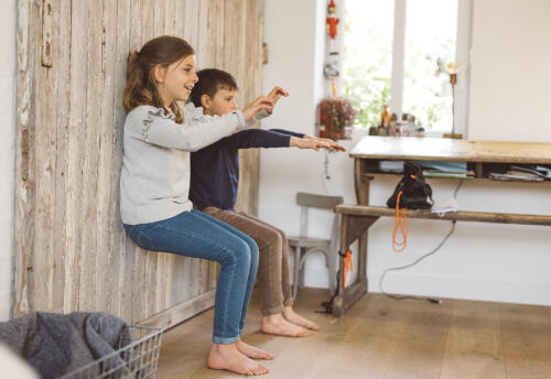 Sports challenges: activities for children and parents at home