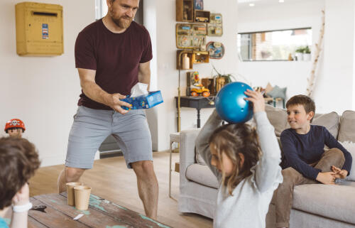 Sports challenges: activities for children and parents at home