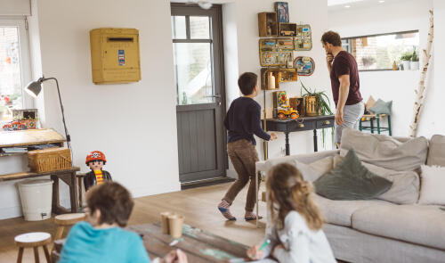 Sports challenges: activities for children and parents at home