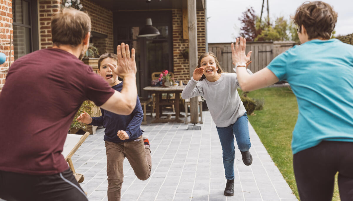 Sports challenges: activities for children and parents at home