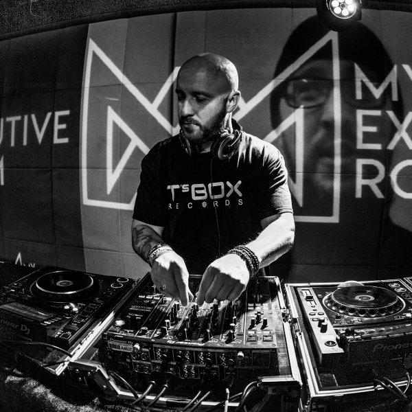DJ Emmaculate