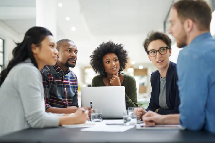 Comunicação empresarial em tempos de home office