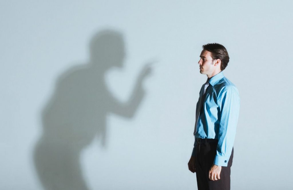 Hábitos que limitam a carreira: é possível muda-los?