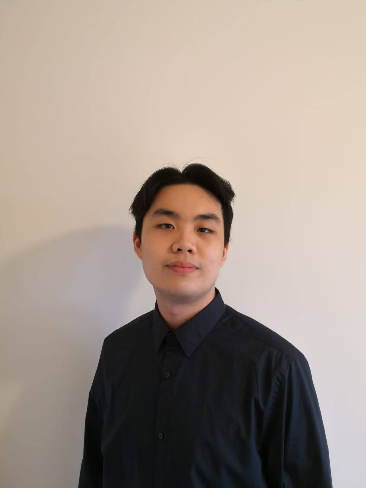 Picture of Marvin wearing a black shirt