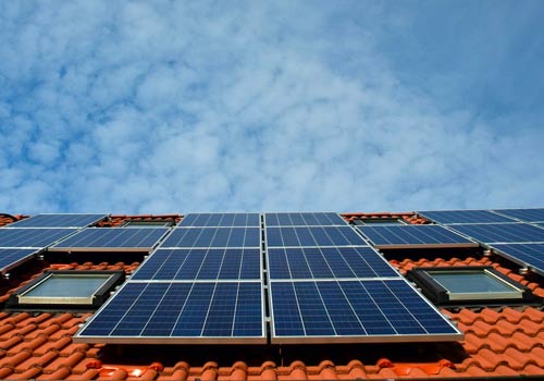 Vérifiez l'état visuel de vos panneaux solaires
