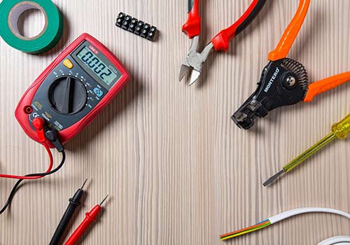 Panne de panneau solaire : les outils à avoir