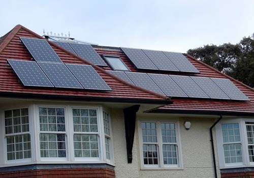 Avec des panneaux solaires votre maison est valorisée.