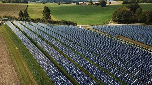 Les grands parcs photovoltaïques sont réservés aux producteurs d'énergie professionnels
